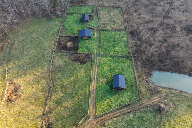 9999 Red Lick, Irvine, KY 40336