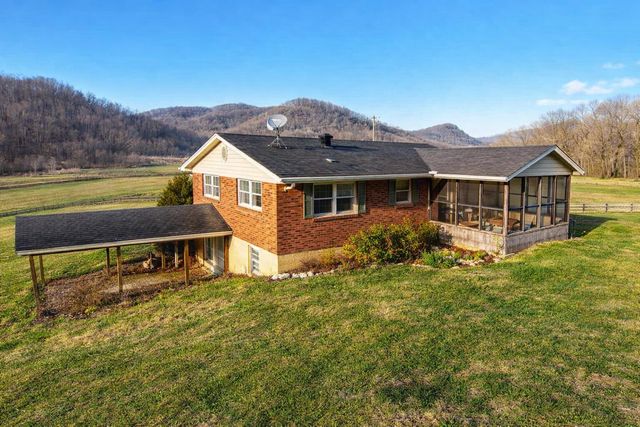9999 Red Lick, Irvine, KY 40336