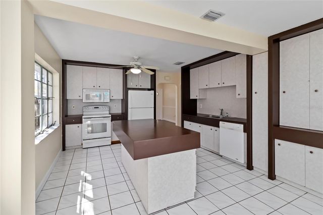 14863 SUNSET DRIVE, Largo, FL 33774