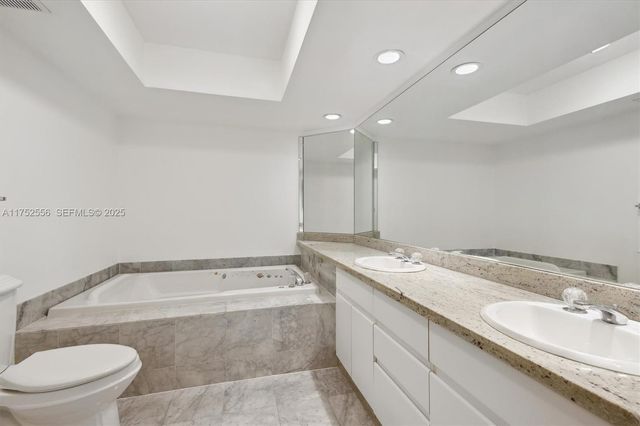 16485 Collins Avenue 2035, Sunny Isles Beach, FL 33160