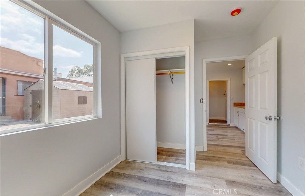 Image 34 of property listing at 2421 S Cloverdale Avenue, Los Angeles, CA 90016