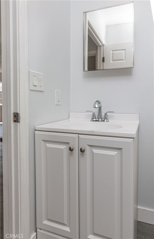 Image 36 of property listing at 2421 S Cloverdale Avenue, Los Angeles, CA 90016
