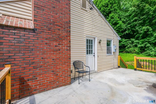 29 Fox Hill Drive, Vernon, CT 06066