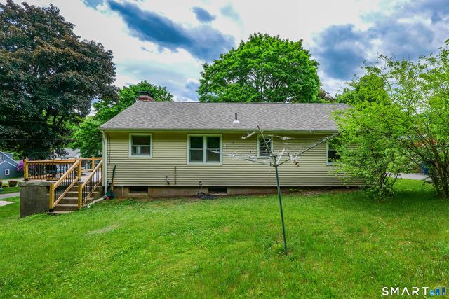 29 Fox Hill Drive, Vernon, CT 06066