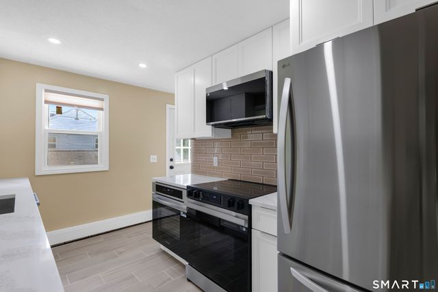 29 Fox Hill Drive, Vernon, CT 06066