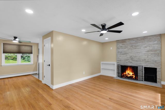 29 Fox Hill Drive, Vernon, CT 06066