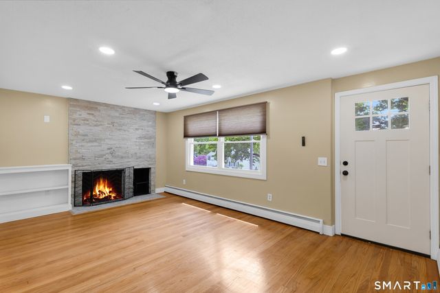29 Fox Hill Drive, Vernon, CT 06066