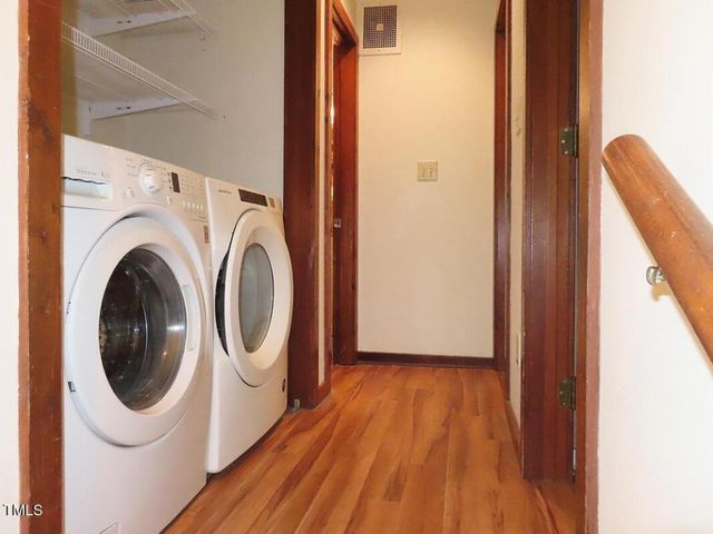 107 S Peak Drive, Carrboro, NC 27510