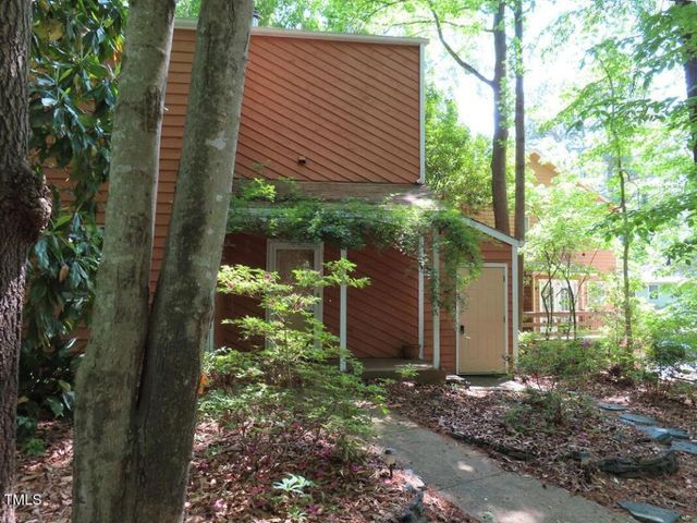 107 S Peak Drive, Carrboro, NC 27510