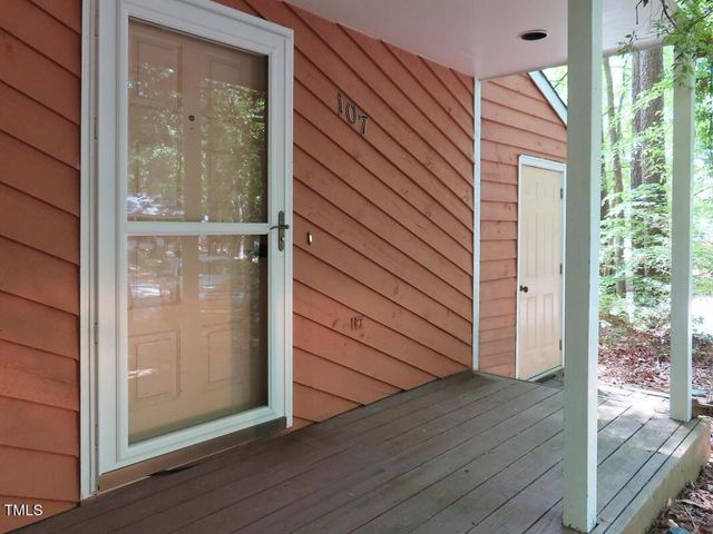 107 S Peak Drive, Carrboro, NC 27510