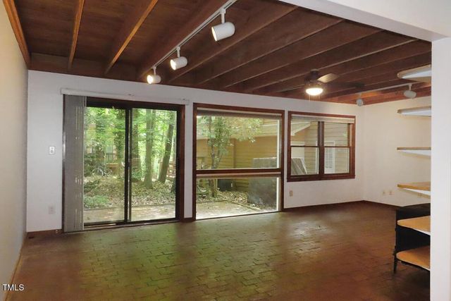 107 S Peak Drive, Carrboro, NC 27510