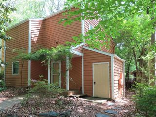 107 S Peak Drive, Carrboro, NC 27510