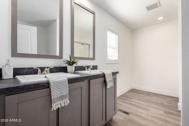 8227 E 5TH Avenue, Mesa, AZ 85208
