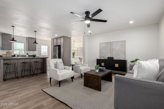 8227 E 5TH Avenue, Mesa, AZ 85208