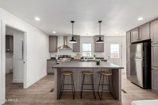 8227 E 5TH Avenue, Mesa, AZ 85208