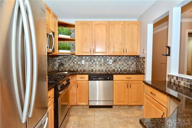 1209 Stoneridge Circle 1209, Helmetta, NJ 08828