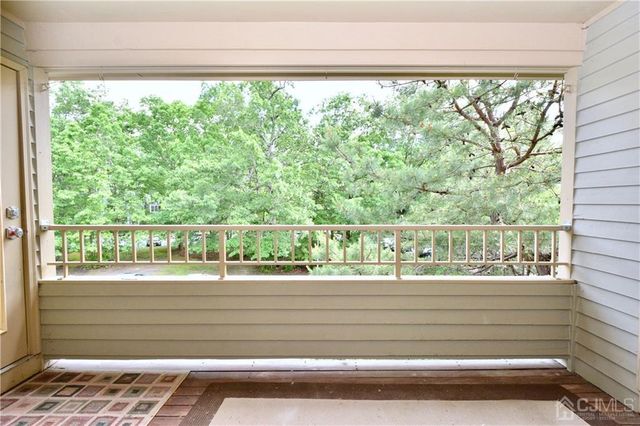 1209 Stoneridge Circle 1209, Helmetta, NJ 08828