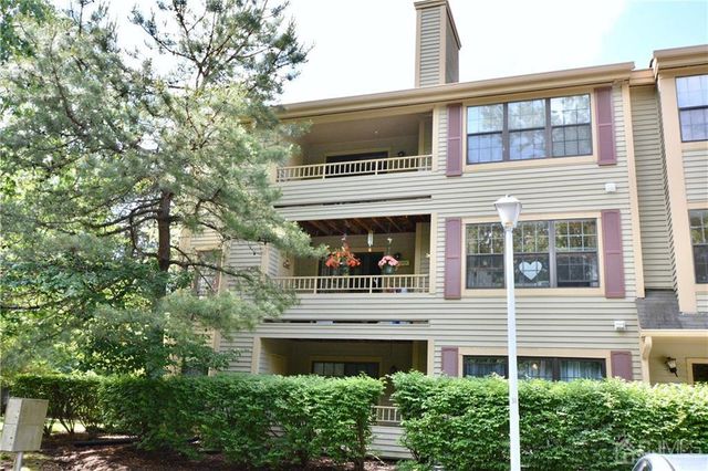1209 Stoneridge Circle 1209, Helmetta, NJ 08828