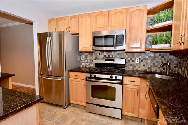 1209 Stoneridge Circle 1209, Helmetta, NJ 08828