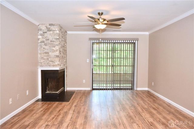 1209 Stoneridge Circle 1209, Helmetta, NJ 08828
