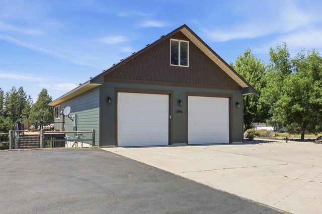 7910 S Jackson Rd, Mica, WA 99023