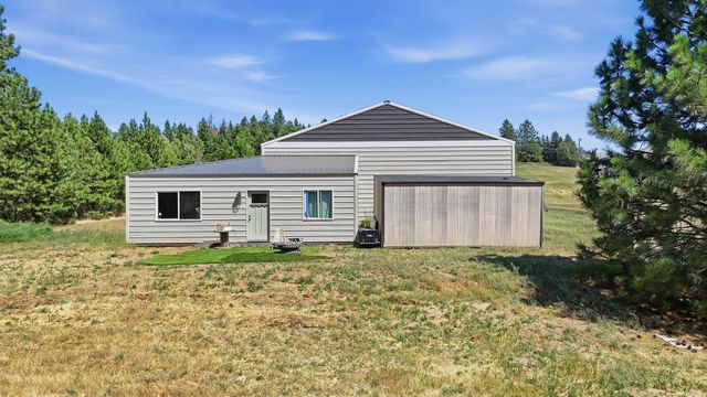 7910 S Jackson Rd, Mica, WA 99023