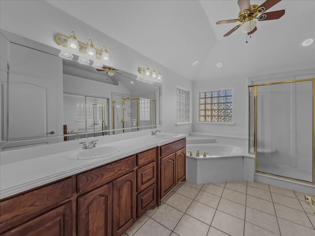 112 Santa Fe Trail, Waxahachie, TX 75165