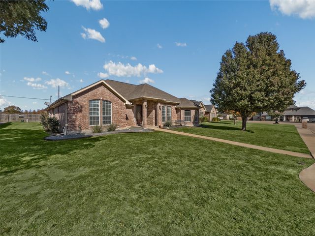 112 Santa Fe Trail, Waxahachie, TX 75165