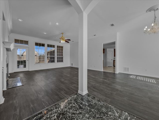 112 Santa Fe Trail, Waxahachie, TX 75165