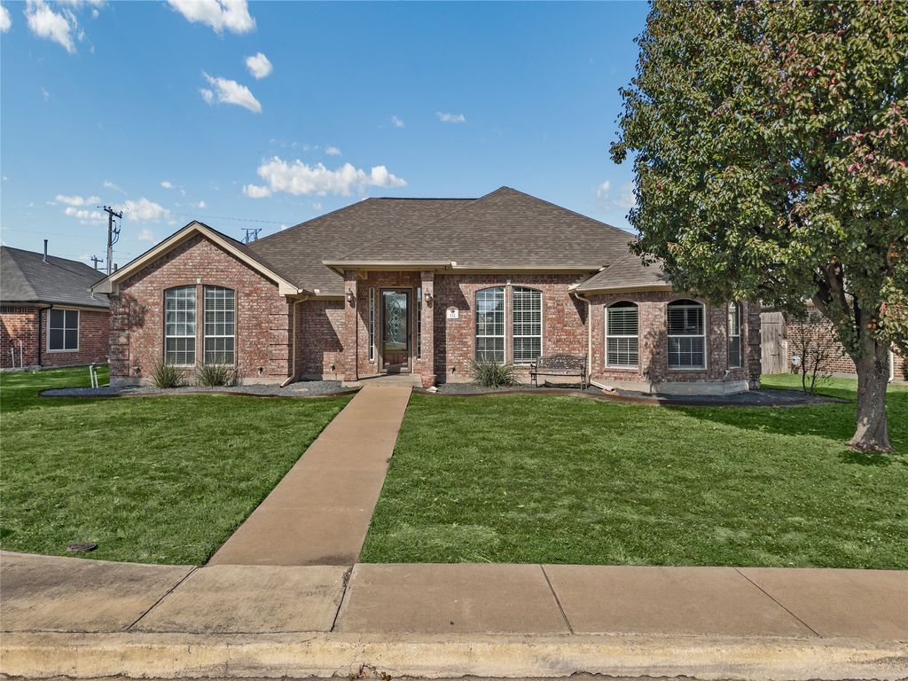 112 Santa Fe Trail, Waxahachie, TX 75165