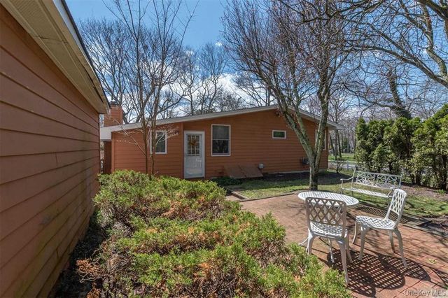 40 Atlantic Avenue, Hampton Bays, NY 11946