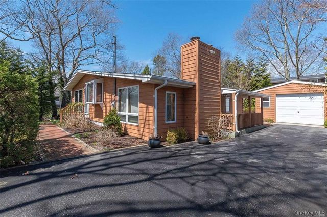 40 Atlantic Avenue, Hampton Bays, NY 11946