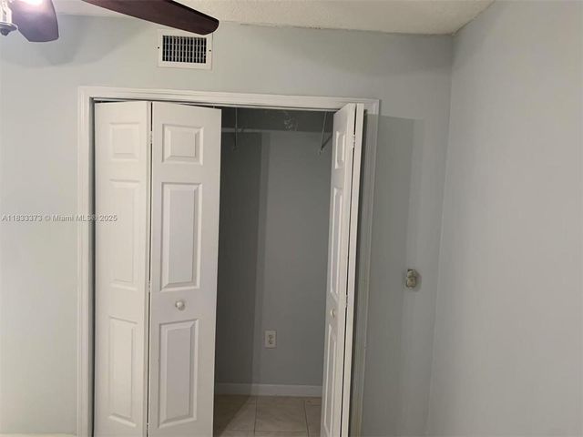 1062 W 42nd Pl Studio, Hialeah, FL 33012