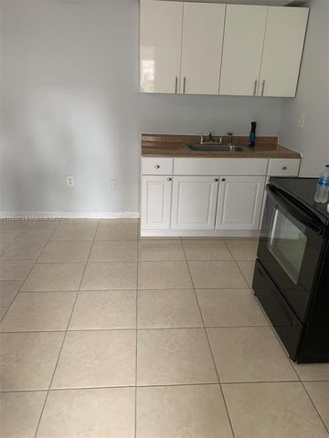 1062 W 42nd Pl Studio, Hialeah, FL 33012