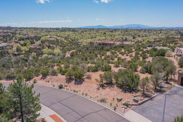 569 Vista de la Ciudad, Santa Fe, NM 87501