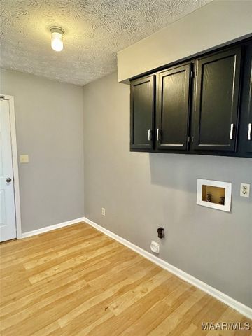 728 E Gardendale Drive, Montgomery, AL 36110