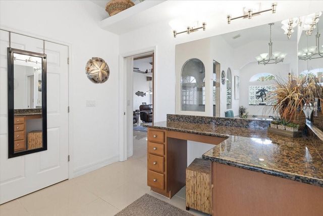 185 ROTONDA BOULEVARD E, Rotonda West, FL 33947