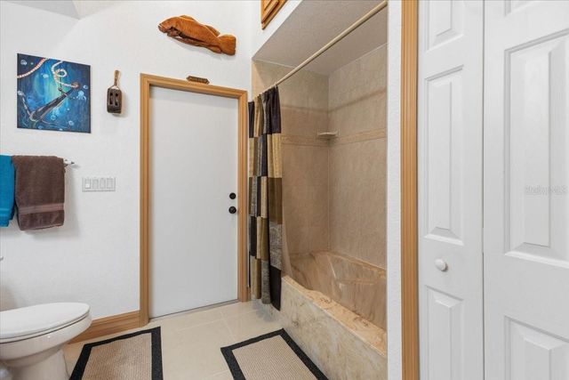 185 ROTONDA BOULEVARD E, Rotonda West, FL 33947