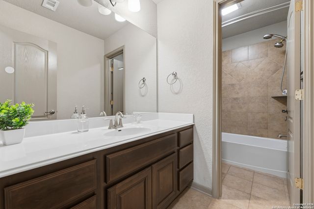 26202 Dark Horse, San Antonio, TX 78260