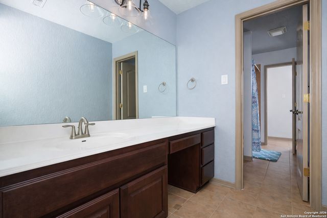 26202 Dark Horse, San Antonio, TX 78260