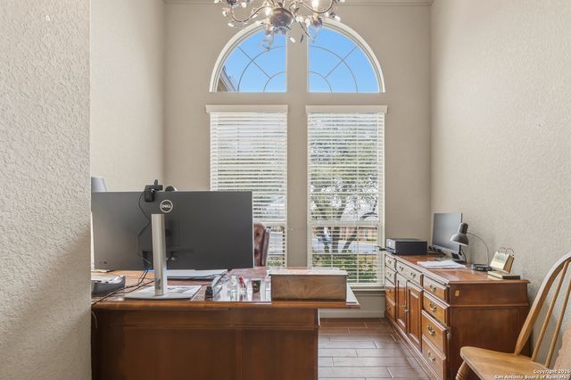 26202 Dark Horse, San Antonio, TX 78260