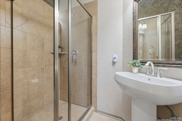 26202 Dark Horse, San Antonio, TX 78260