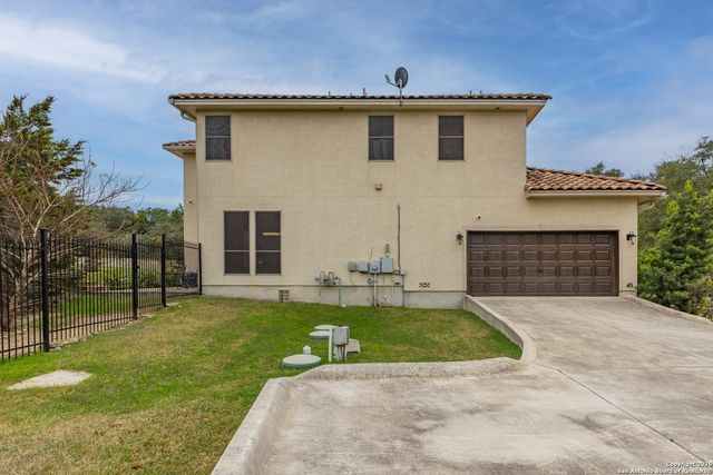 26202 Dark Horse, San Antonio, TX 78260