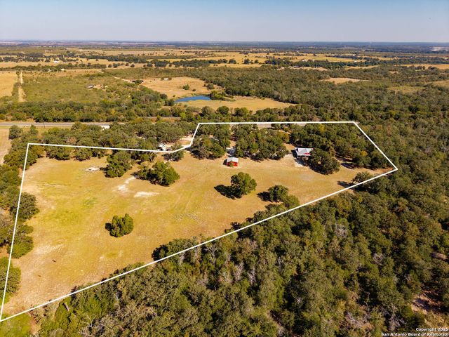 15835 E US Highway 90, Kingsbury, TX 78638