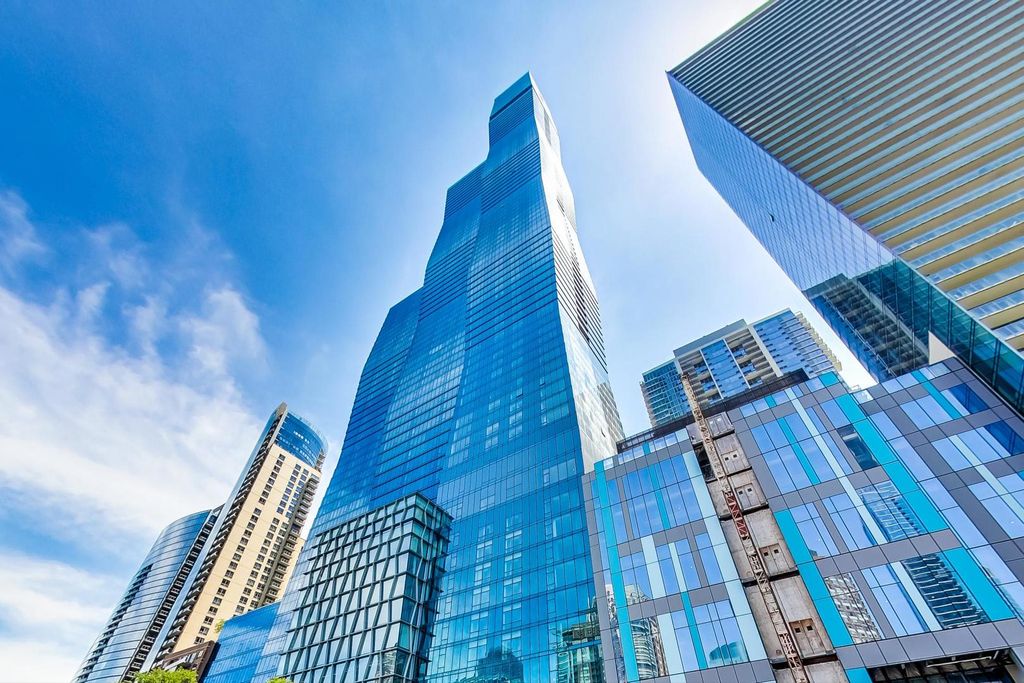 363 E Wacker Drive 4304, Chicago, IL 60601
