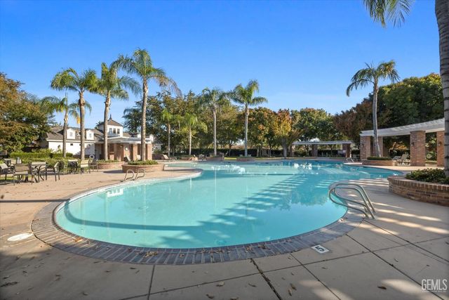 308 White Alder Drive, Bakersfield, CA 93314