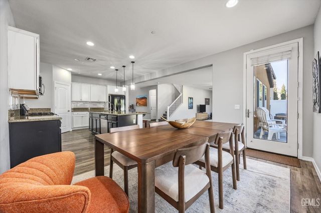 308 White Alder Drive, Bakersfield, CA 93314