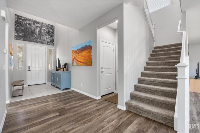 308 White Alder Drive, Bakersfield, CA 93314