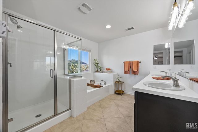 308 White Alder Drive, Bakersfield, CA 93314