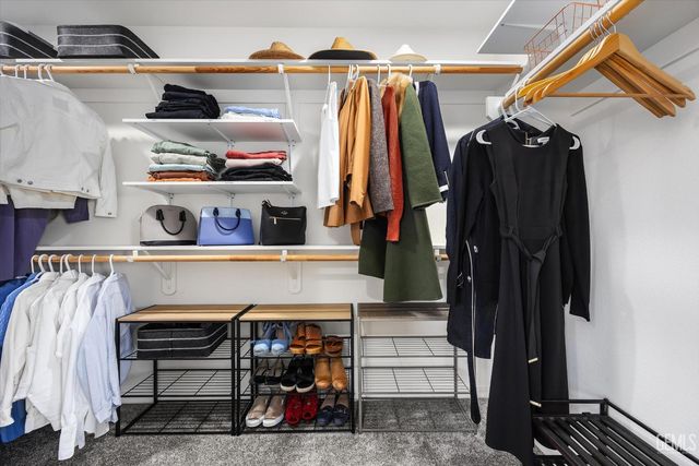 308 White Alder Drive, Bakersfield, CA 93314